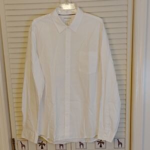 Amazon Essentials Men's Crisp White Dress Shirt